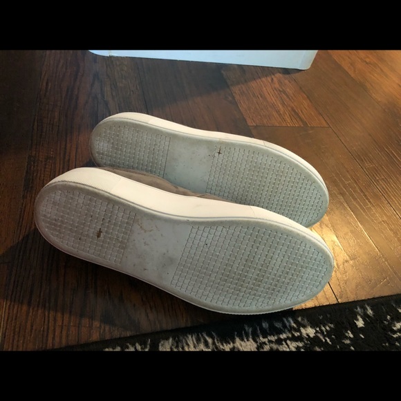 Gray Steve Madden Sneakers - Picture 3 of 3